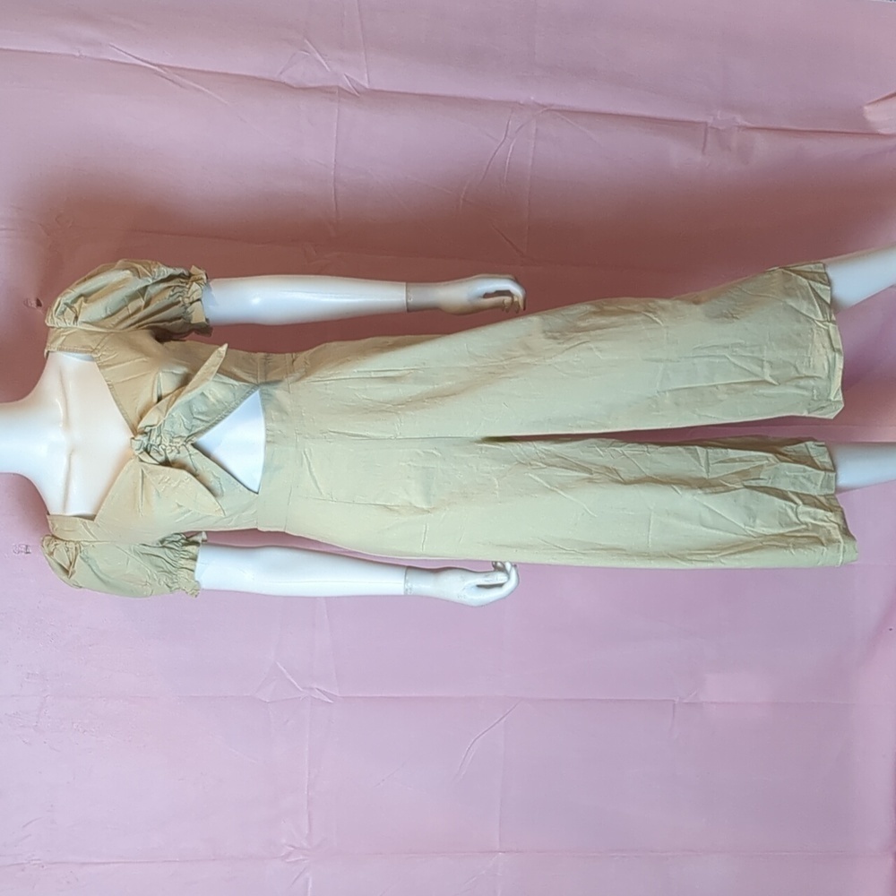 Nasty Gal Tie Front Puff Sleeve Cut Out Culotte Jumpsuit in Stone size 2